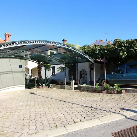 Malerisches, Hundefreundliches Nur 400 Meter Zum Mit Bbq, Babybett Holiday home
